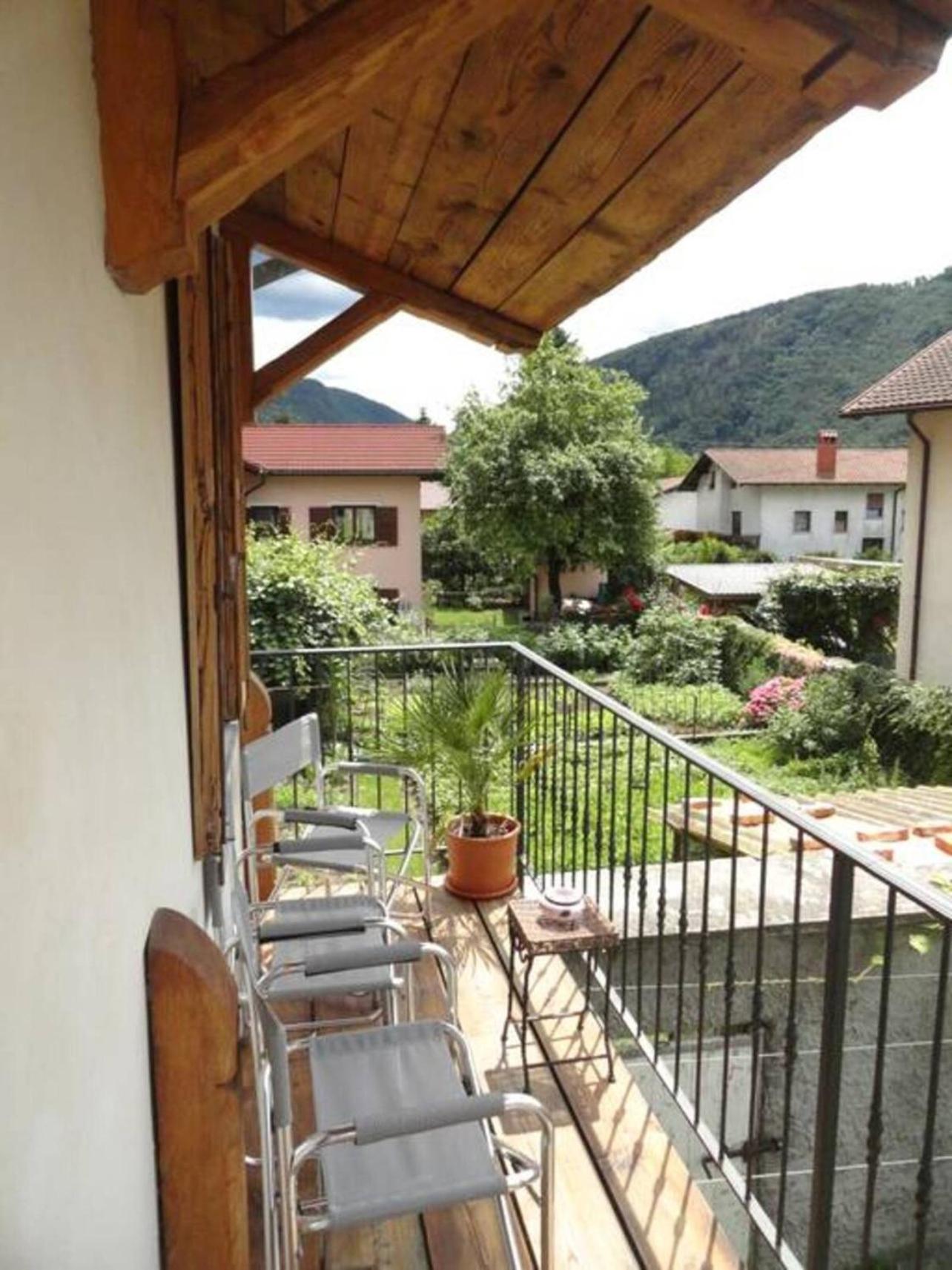 Tolmin Center Apartments Townhouse & Loft Екстер'єр фото